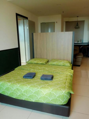 A- Private D'wharf Apartment